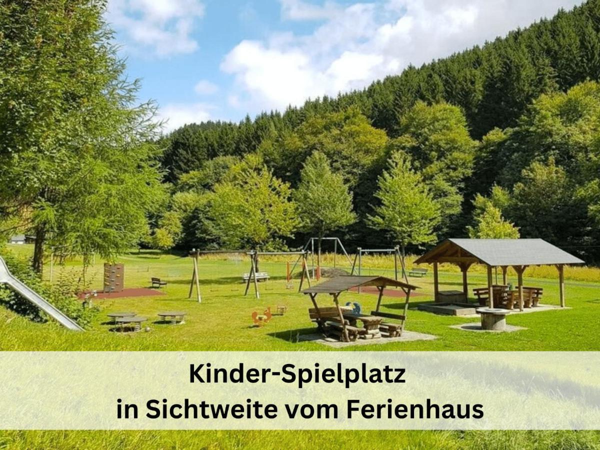 Ferienhaus Grimme - 350M2, 18 Betten - Mit Indoorspielplatz, Pool, Grosser Terrasse, Grill, Sauna, Kicker, Dart, Uvm - Ideal Fuer Familien Schmallenberg Exterior foto